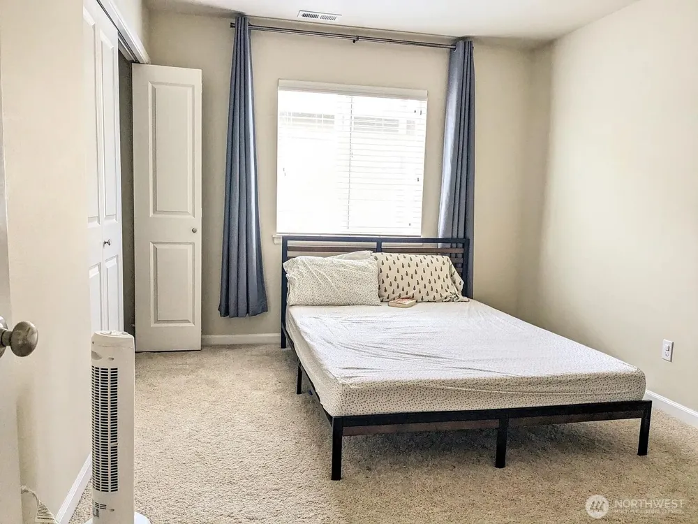 4025 181st Place SE Bothell, WA 98012