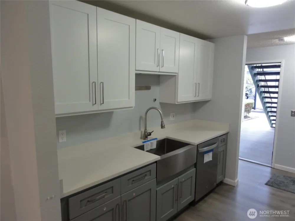 2007 SW 318th Place #7A Federal Way, WA 98023