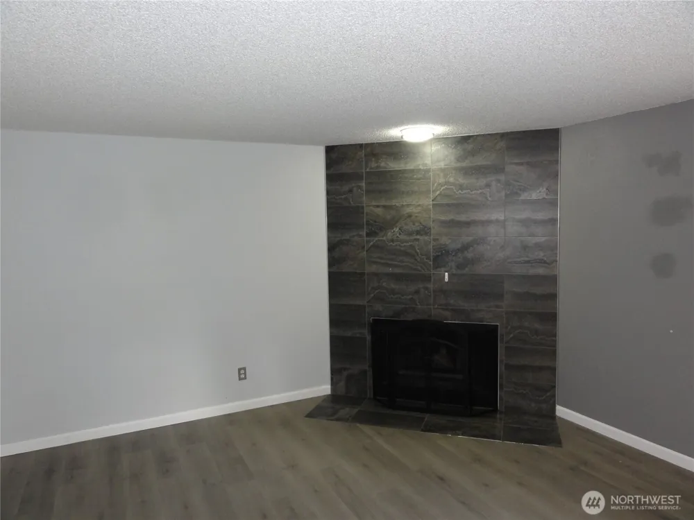 2007 SW 318th Place #7A Federal Way, WA 98023