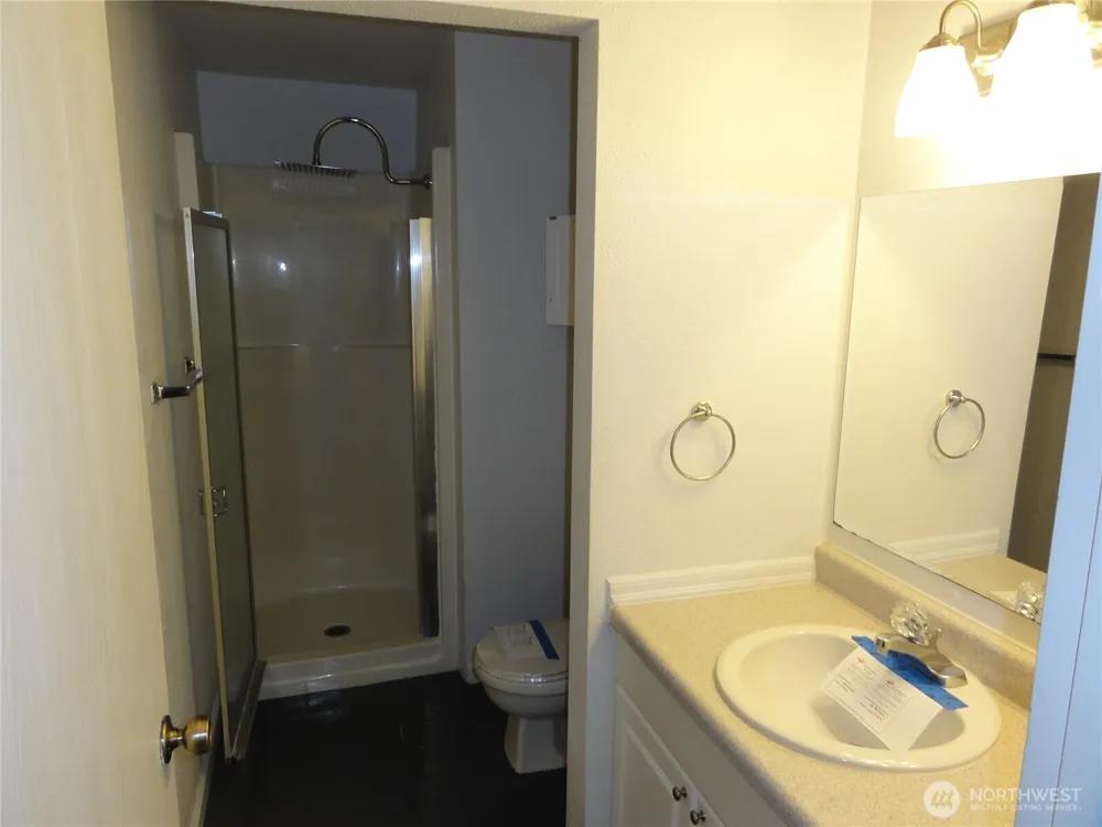 2007 SW 318th Place #7A Federal Way, WA 98023