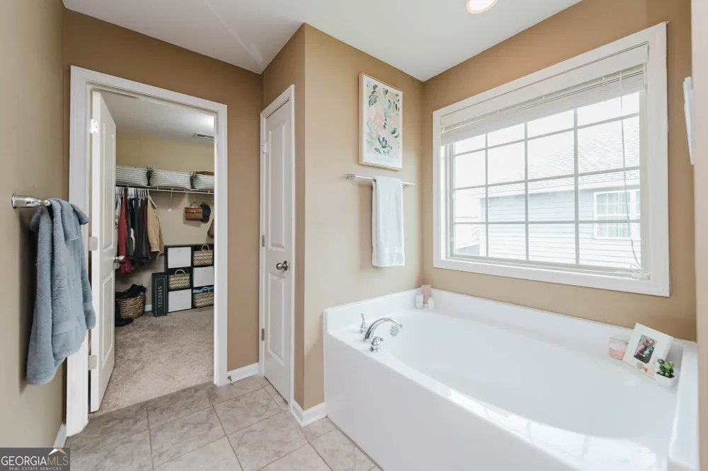 211 Wild Azalea DR Perry, GA 31069