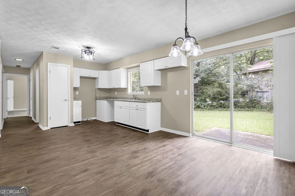 8998 Hurst CT Jonesboro, GA 30238