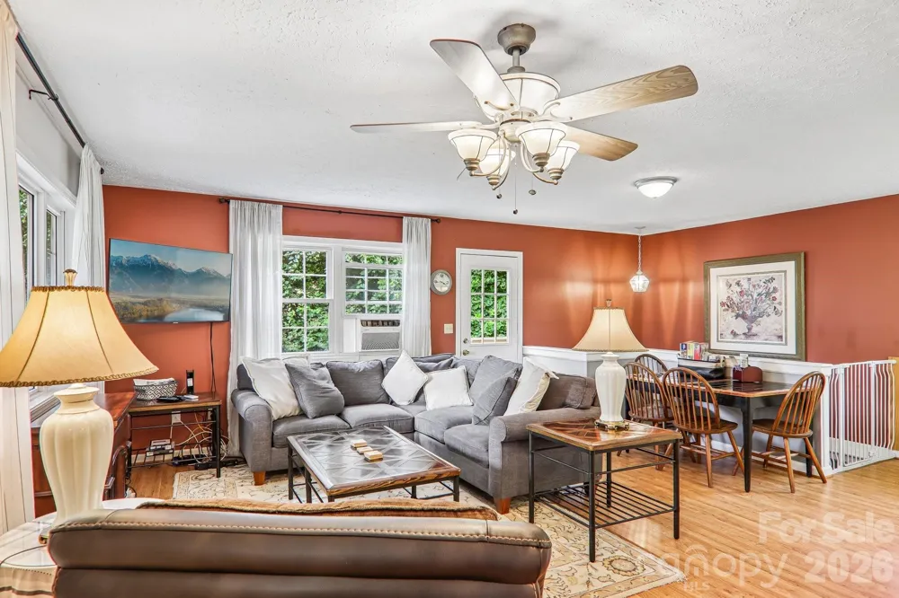 169 Highview Drive Maggie Valley, NC 28751
