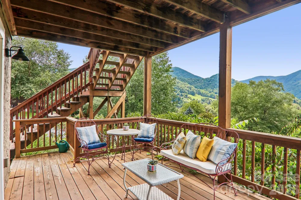 169 Highview Drive Maggie Valley, NC 28751