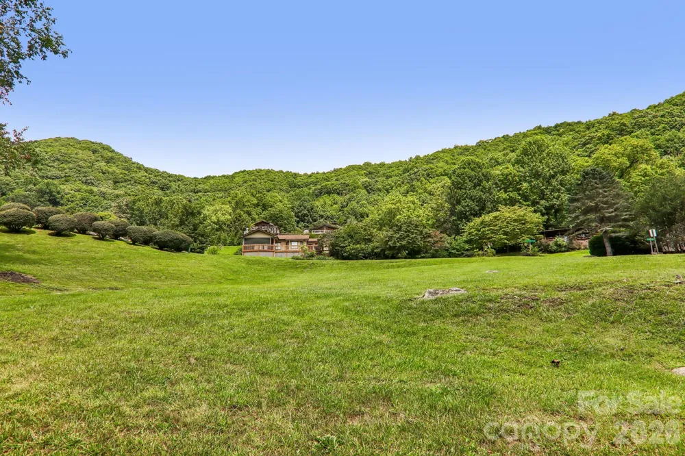 169 Highview Drive Maggie Valley, NC 28751
