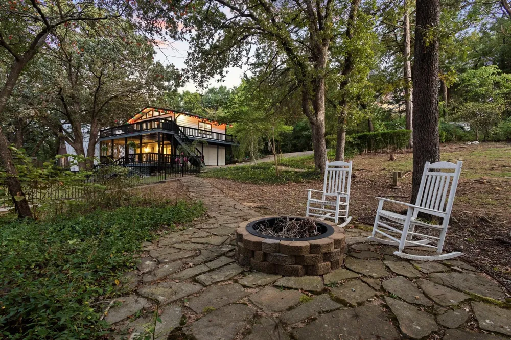 207 Wales Drive Pottsboro, TX 75076