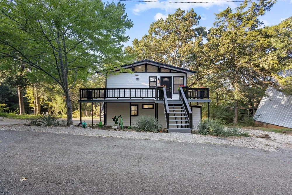 207 Wales Drive Pottsboro, TX 75076