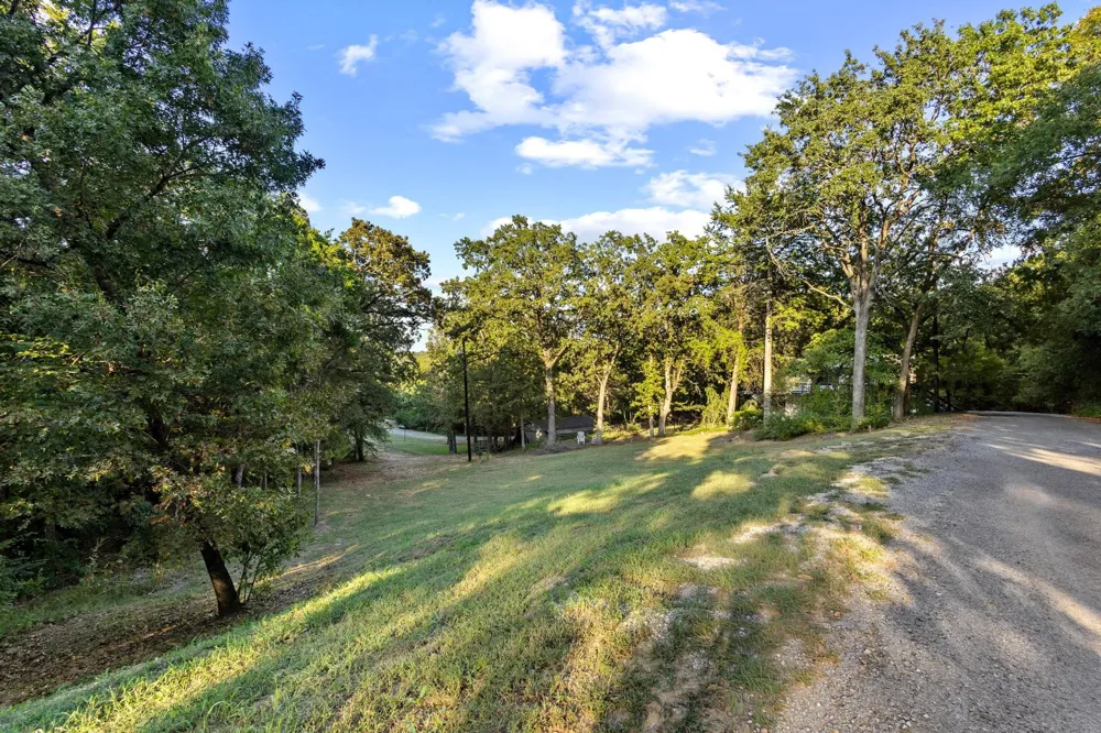 207 Wales Drive Pottsboro, TX 75076