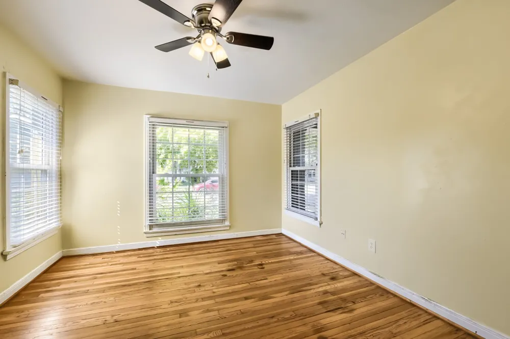 5108 Parkland Avenue Dallas, TX 75235