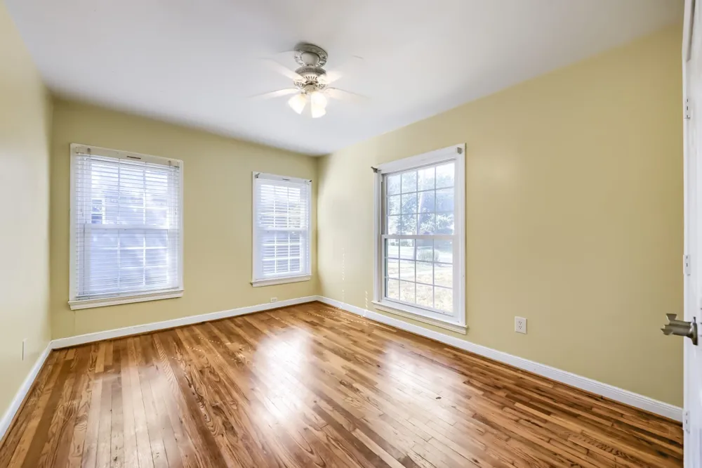5108 Parkland Avenue Dallas, TX 75235