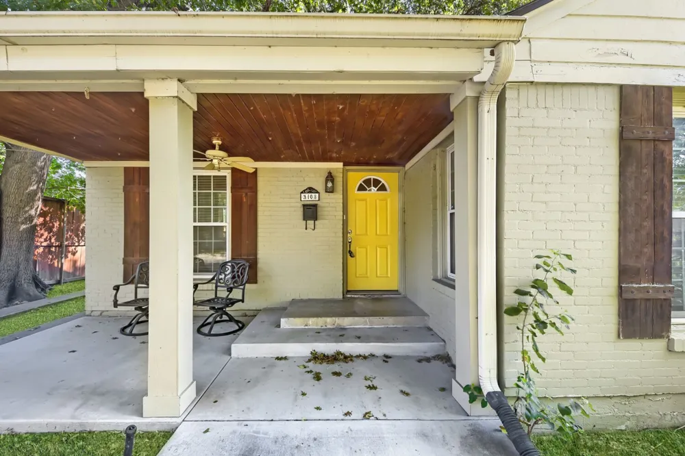 5108 Parkland Avenue Dallas, TX 75235