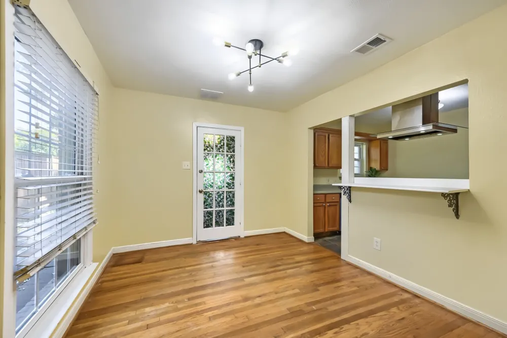 5108 Parkland Avenue Dallas, TX 75235