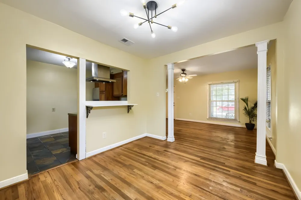 5108 Parkland Avenue Dallas, TX 75235