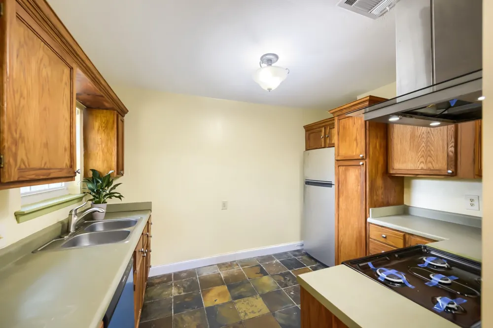 5108 Parkland Avenue Dallas, TX 75235