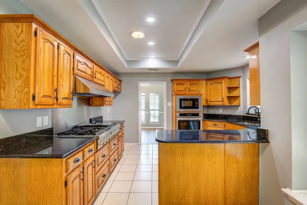 3914 Meadow Drive Grapevine, TX 76051