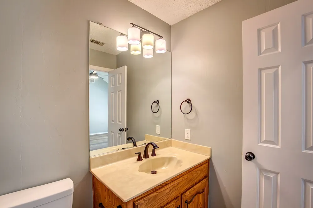 3914 Meadow Drive Grapevine, TX 76051