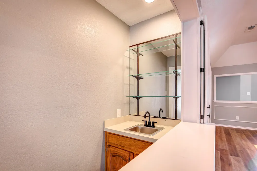 3914 Meadow Drive Grapevine, TX 76051