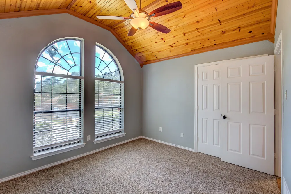 3914 Meadow Drive Grapevine, TX 76051