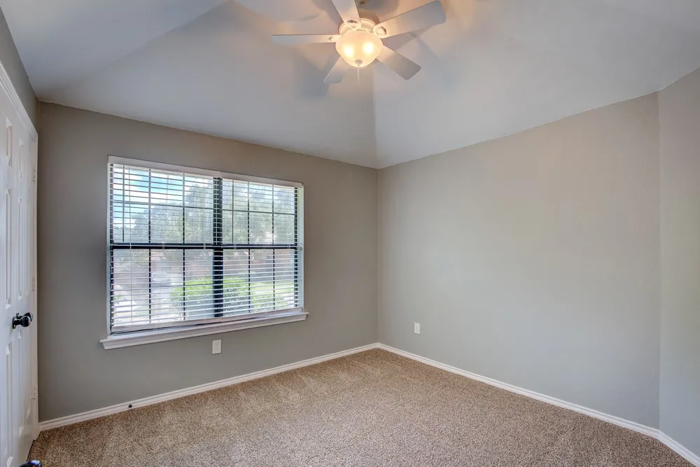 3914 Meadow Drive Grapevine, TX 76051