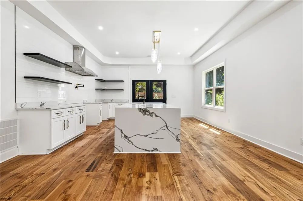 6465 Yacht Club Road Flowery Branch, GA 30542