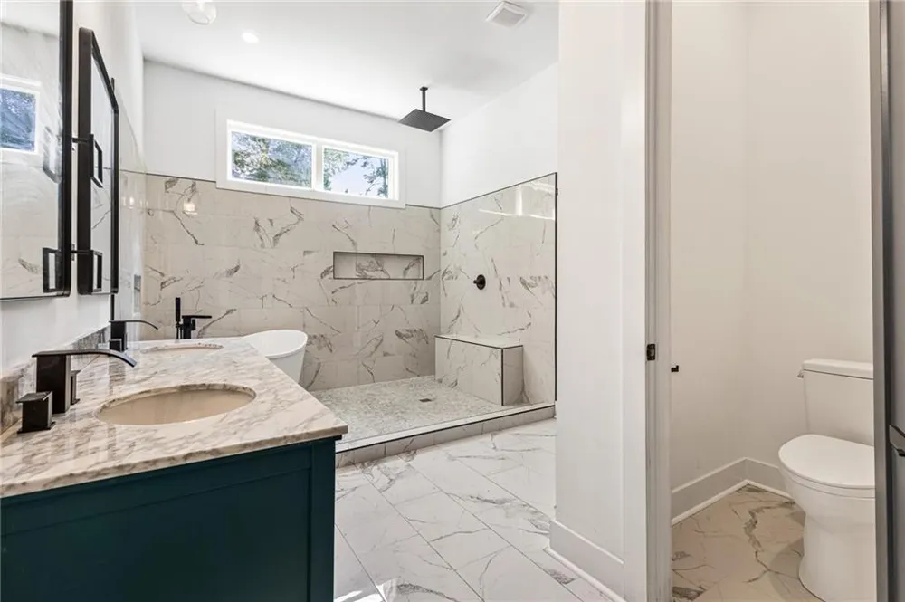 6465 Yacht Club Road Flowery Branch, GA 30542