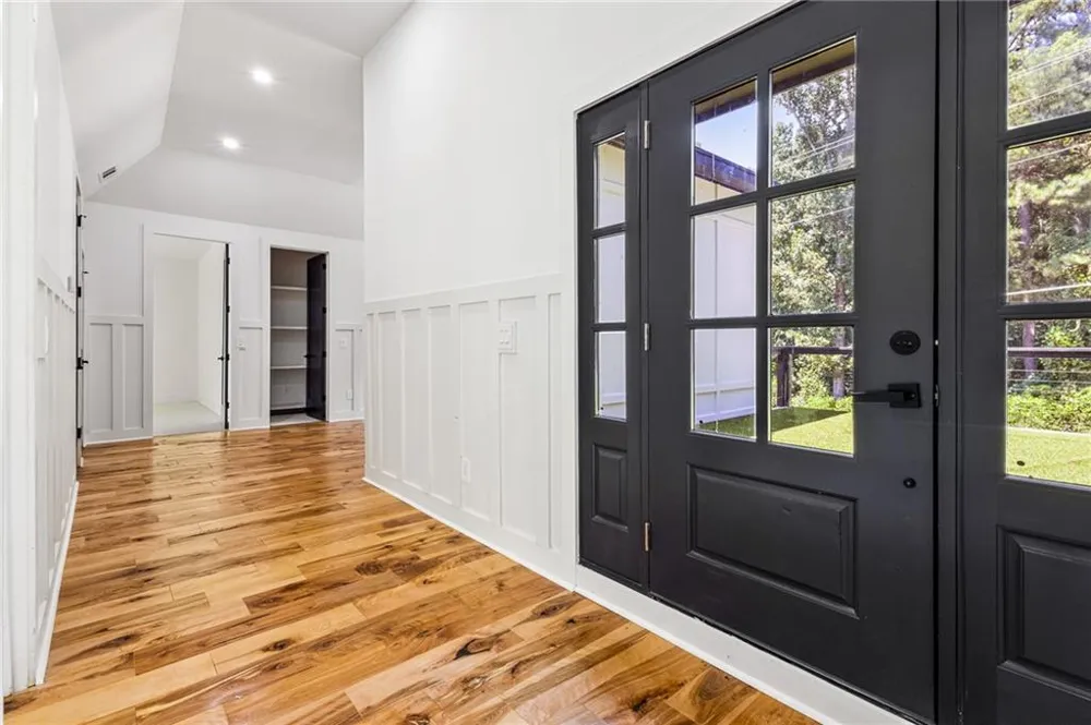 6465 Yacht Club Road Flowery Branch, GA 30542