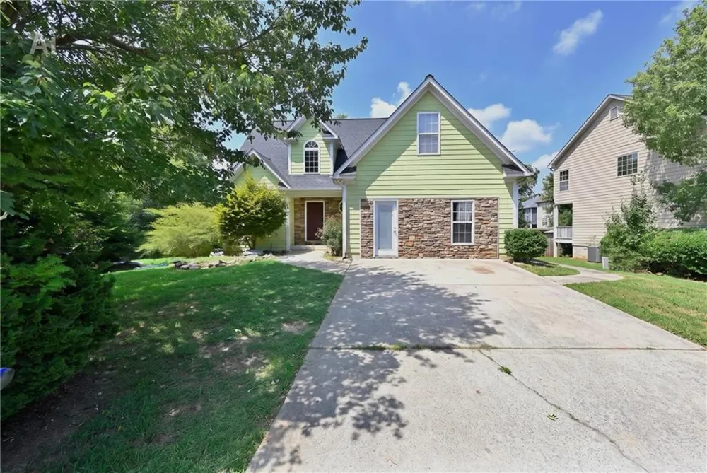 2128 CUMBERLAND CREEK Marietta, GA 30008