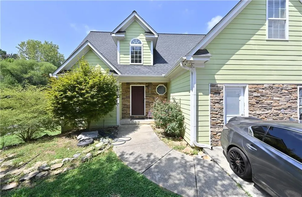 2128 CUMBERLAND CREEK Marietta, GA 30008