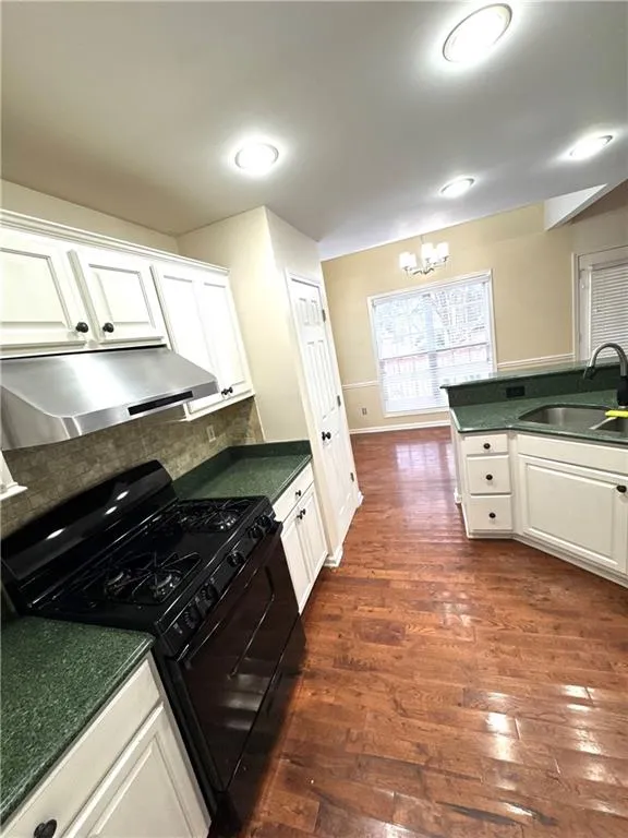 2128 CUMBERLAND CREEK Marietta, GA 30008