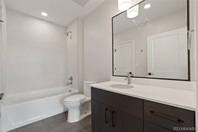 1643 Boulder Street #306 Denver, CO 80211