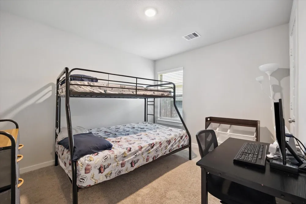 2493 Clydesdale Lane Alvin, TX 77511