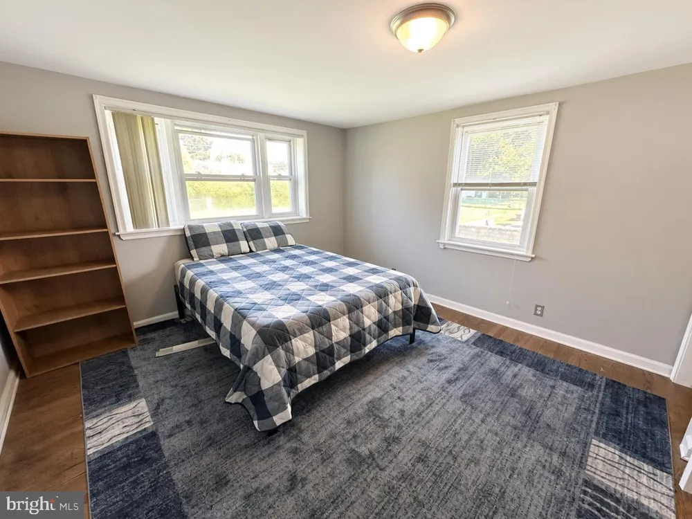 1111 WELSH ROAD Philadelphia, PA 19115