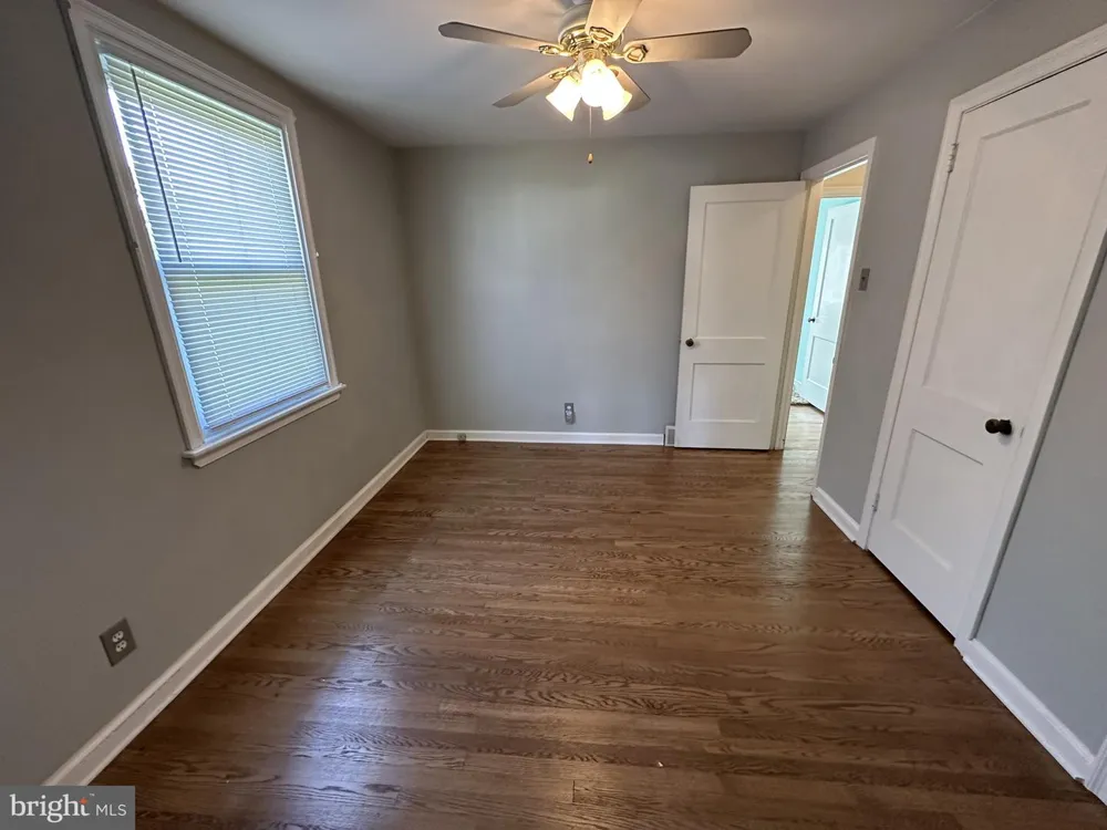 1111 WELSH ROAD Philadelphia, PA 19115