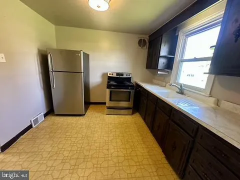 1111 WELSH ROAD Philadelphia, PA 19115