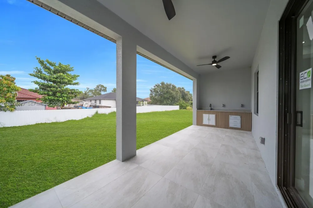 3616 6th ST SW Lehigh Acres, FL 33976