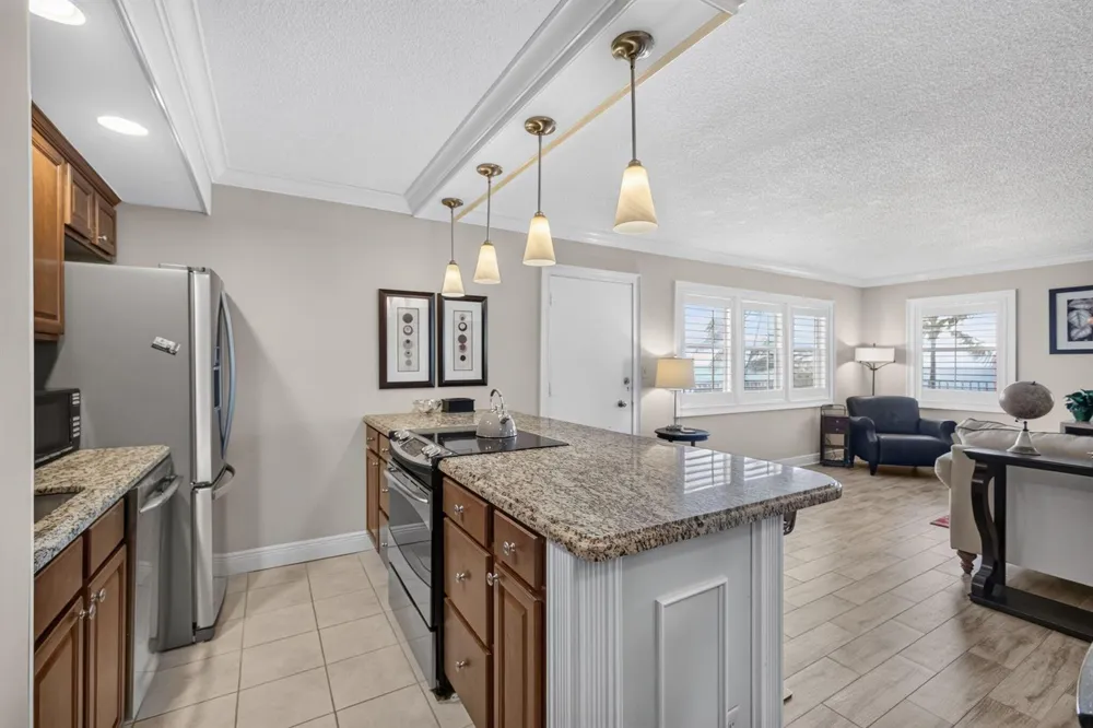 3600 Ocean Drive #324 Riviera Beach, FL 33404