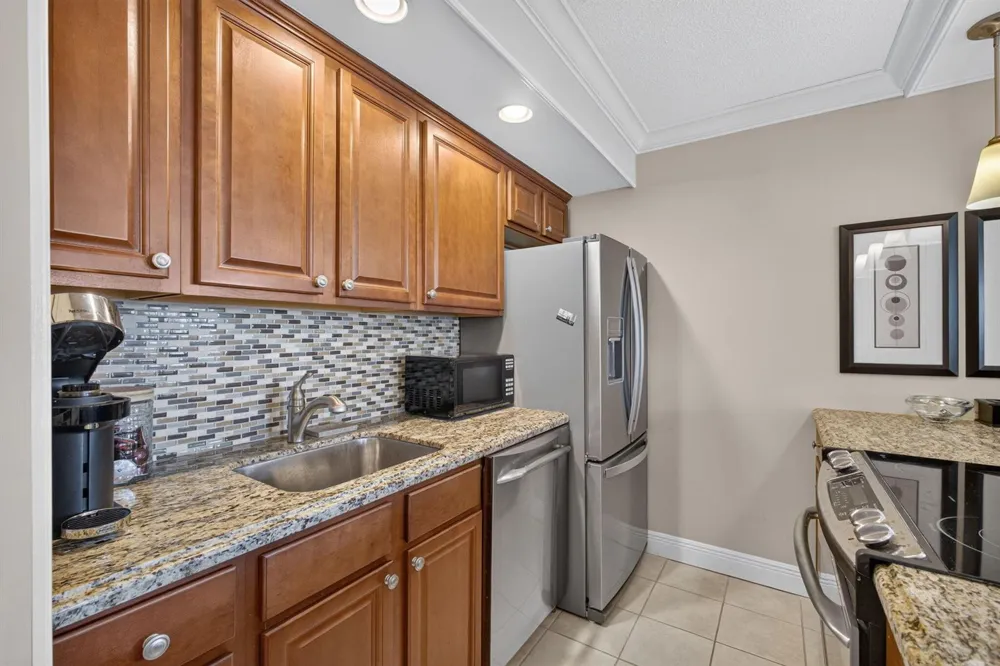 3600 Ocean Drive #324 Riviera Beach, FL 33404