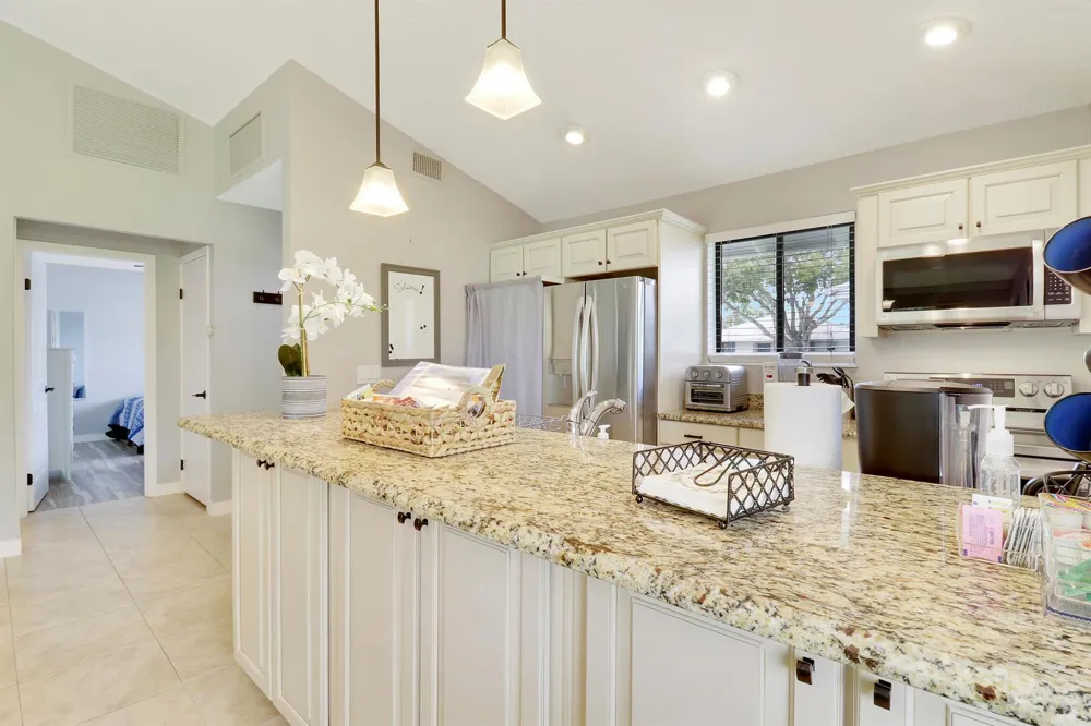 109 CLUB DRIVE Palm Beach Gardens, FL 33418