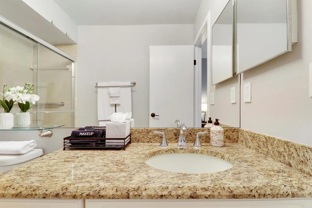 109 CLUB DRIVE Palm Beach Gardens, FL 33418