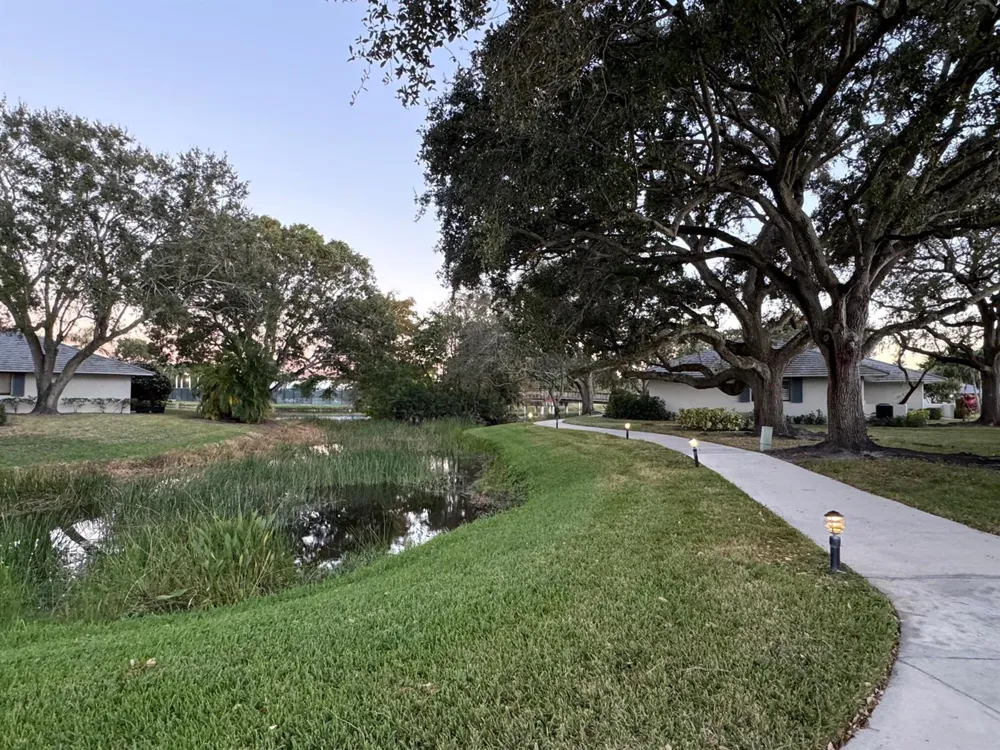 109 CLUB DRIVE Palm Beach Gardens, FL 33418