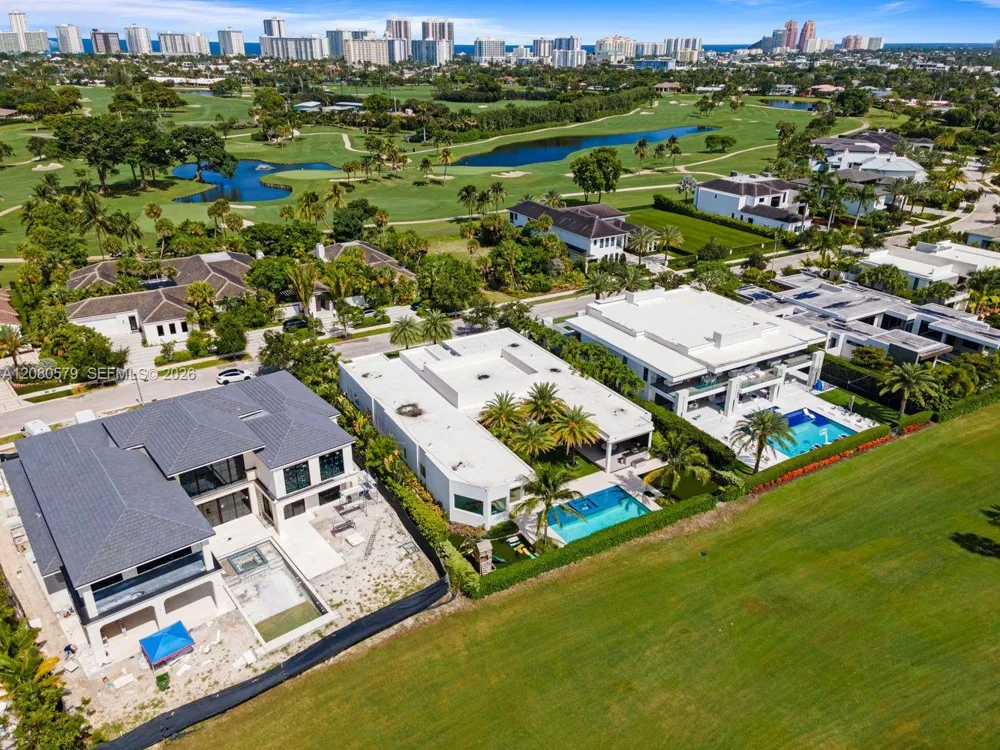 3939 Country Club Ln Fort Lauderdale, FL 33308