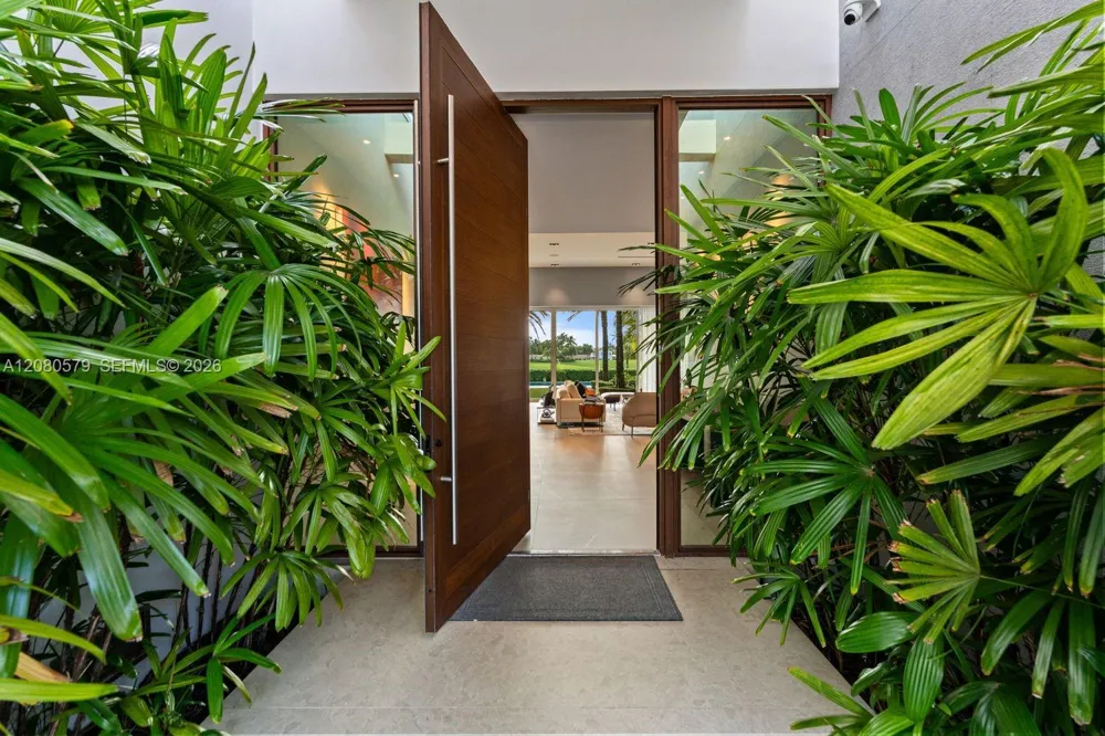 3939 Country Club Ln Fort Lauderdale, FL 33308
