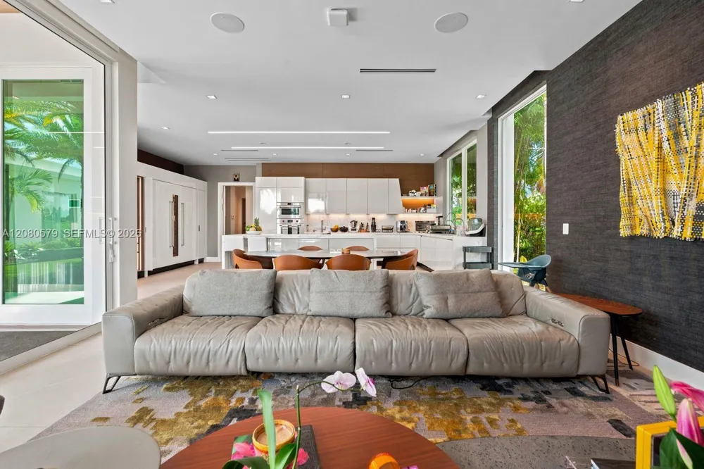 3939 Country Club Ln Fort Lauderdale, FL 33308