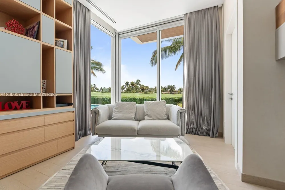 3939 Country Club Ln Fort Lauderdale, FL 33308