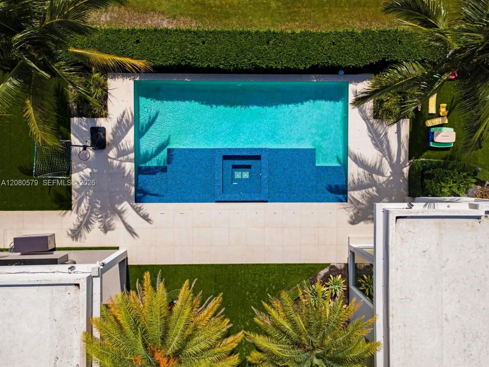 3939 Country Club Ln Fort Lauderdale, FL 33308