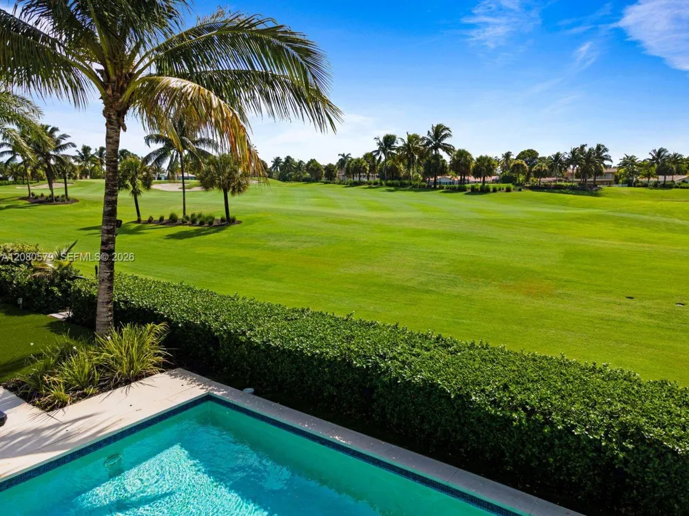 3939 Country Club Ln Fort Lauderdale, FL 33308