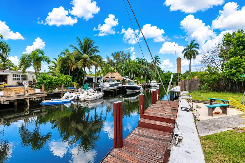 4521 SW 42ND TERRACE Dania Beach, FL 33314