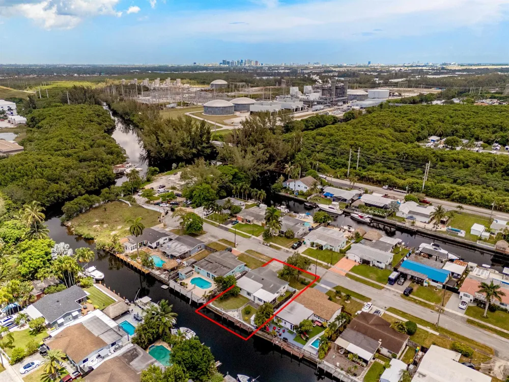 4521 SW 42ND TERRACE Dania Beach, FL 33314