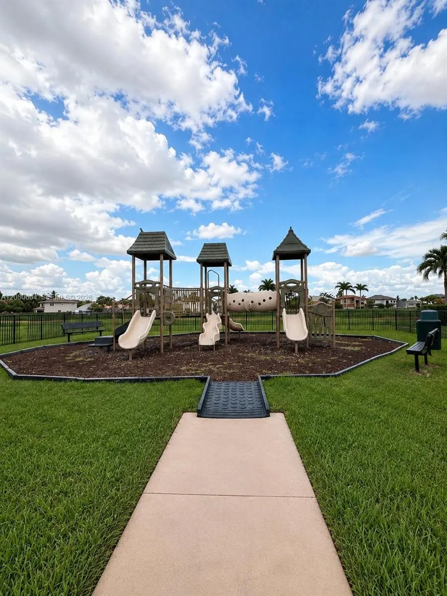 16320 SW 71st Ter #16320 Miami, FL 33193