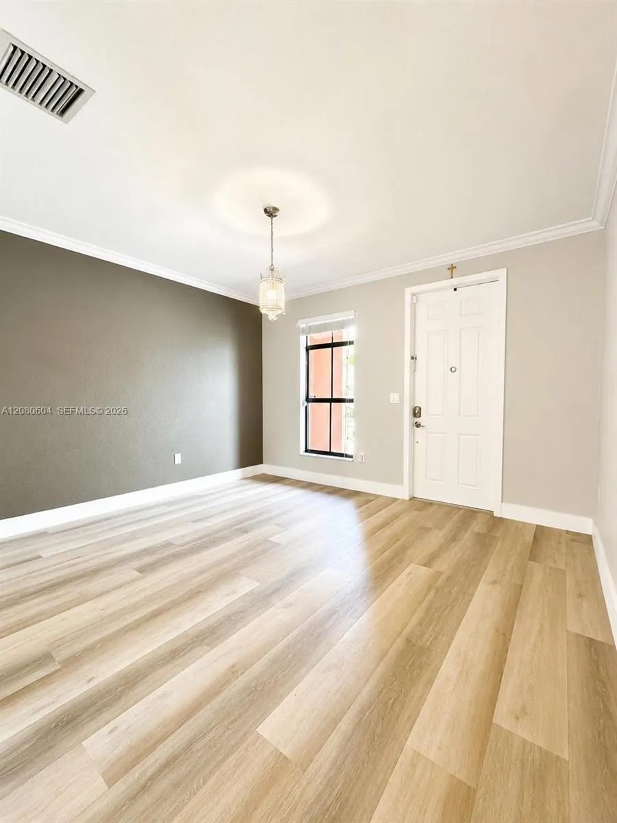 16320 SW 71st Ter #16320 Miami, FL 33193